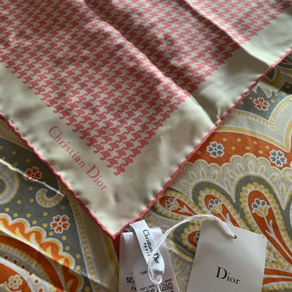 DIOR NEW with tags on Christian Dior Scarf in Rose - Picture 3 of 3